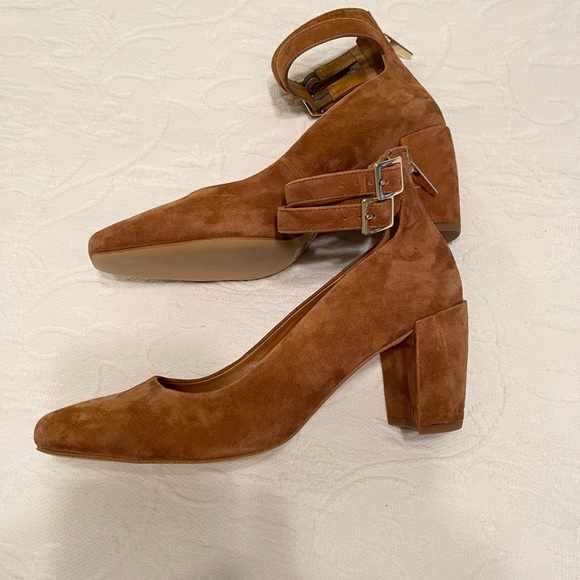 Halston Suede Shoes - Picture 3 of 8